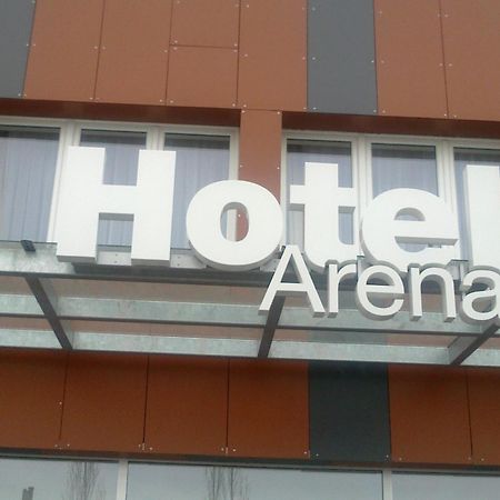 Hotel Arena โคมูตอฟ ภายนอก รูปภาพ